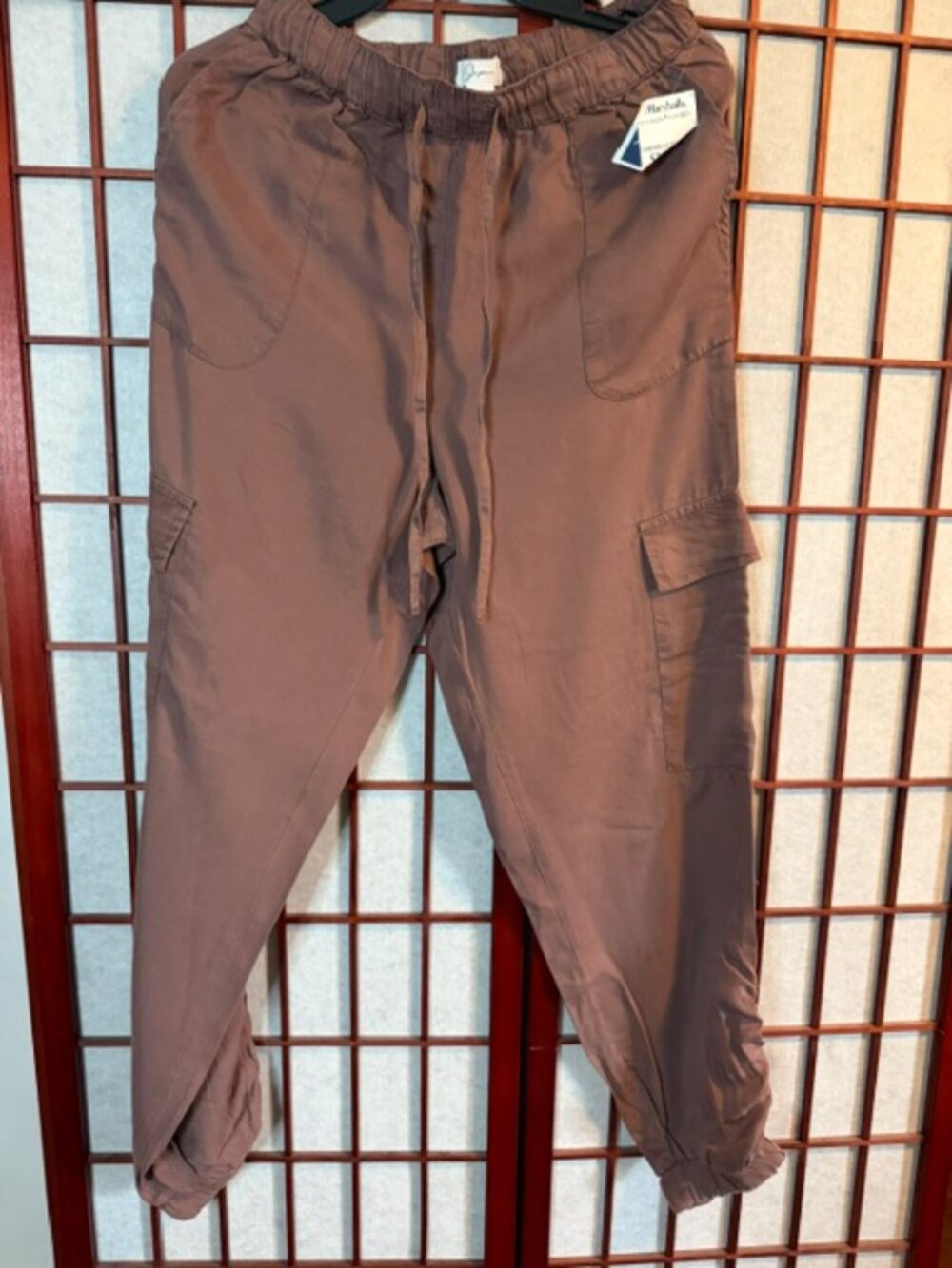 Womans Joggers Tan